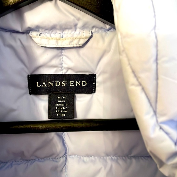 Lands End Women’s Down Filled Sleeveless Vest Light Blue Snap Close Side Pockets - Picture 6 of 9